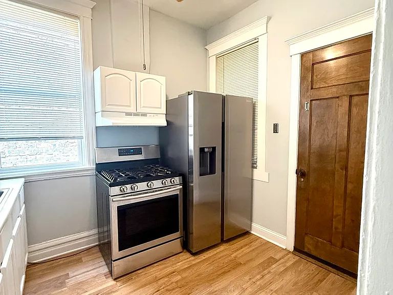 3232 W Le Moyne St #2 — Photo 7