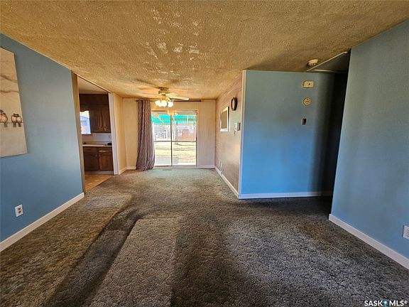 5th image of 870 11th Avenue NE