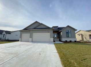 2603 S Willow Oak St, Wichita, KS 67230