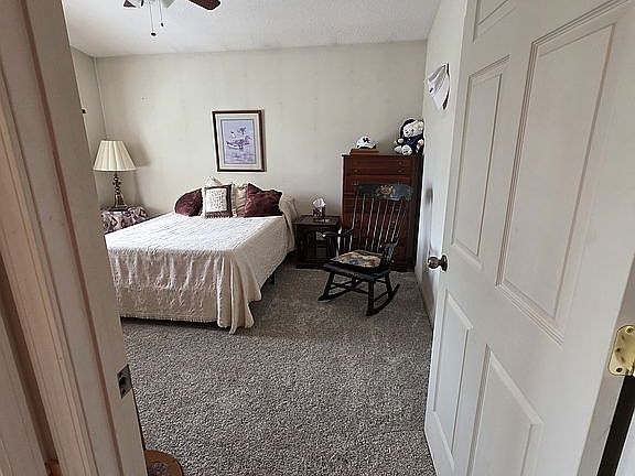 5th image of 1114 Main St