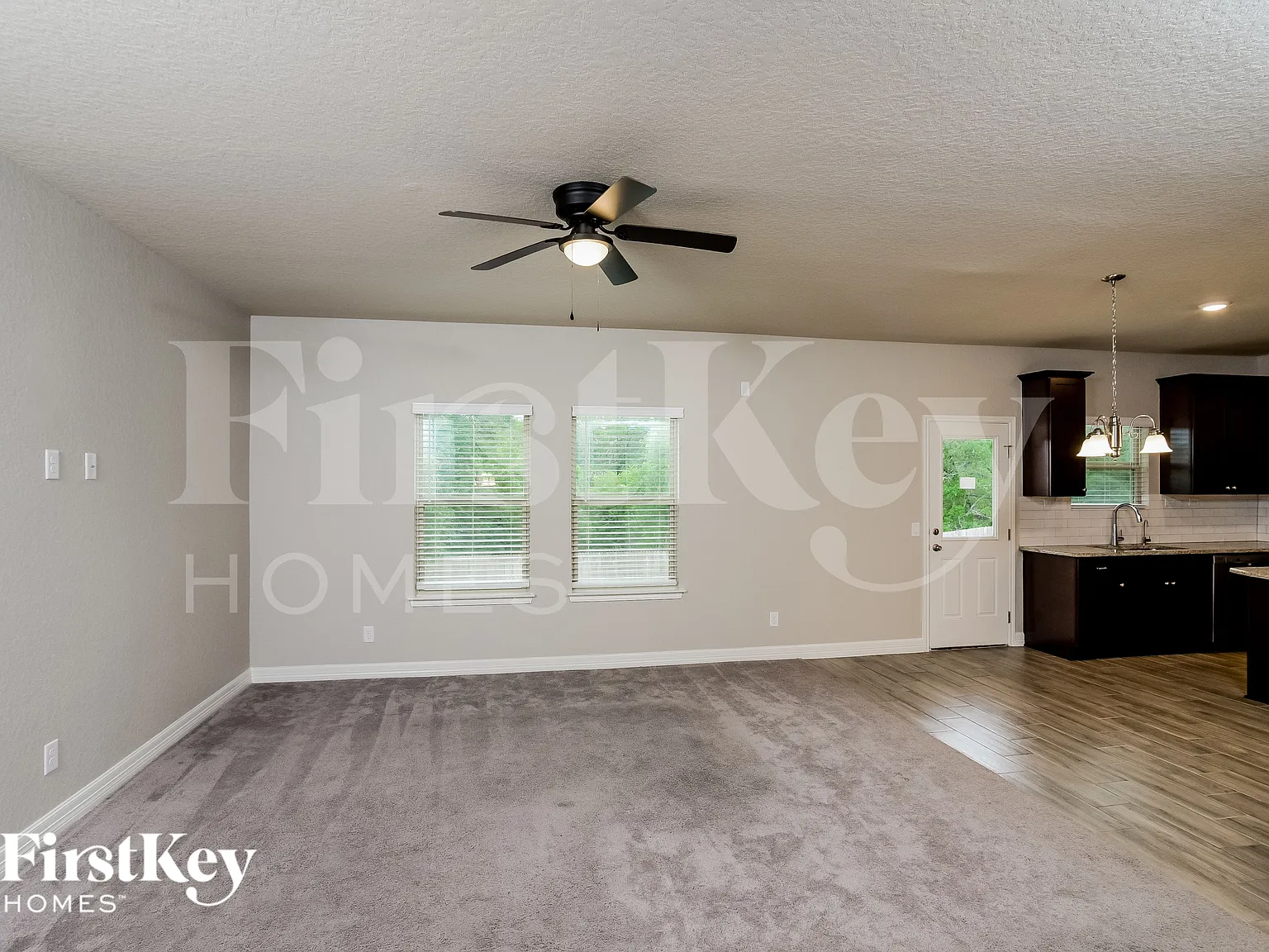 5 bed, 3.0 bath, 2680 sqft, $2,070 — Photo 2