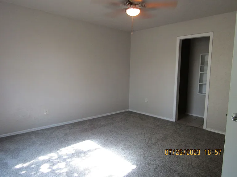 5406B NW Sir Brian Ave — Photo 25