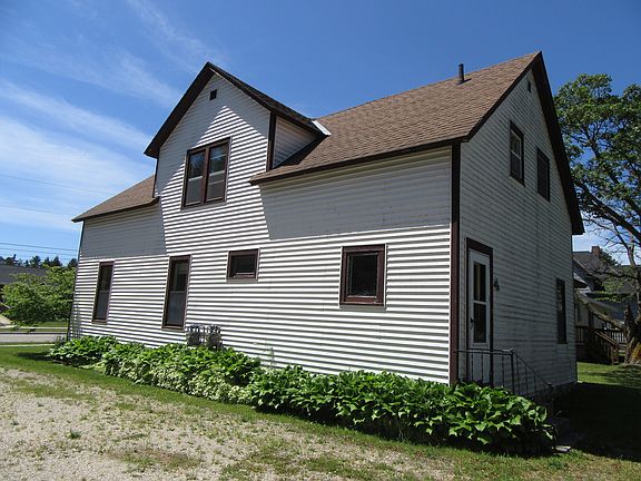 4th image of 732 Manistique St