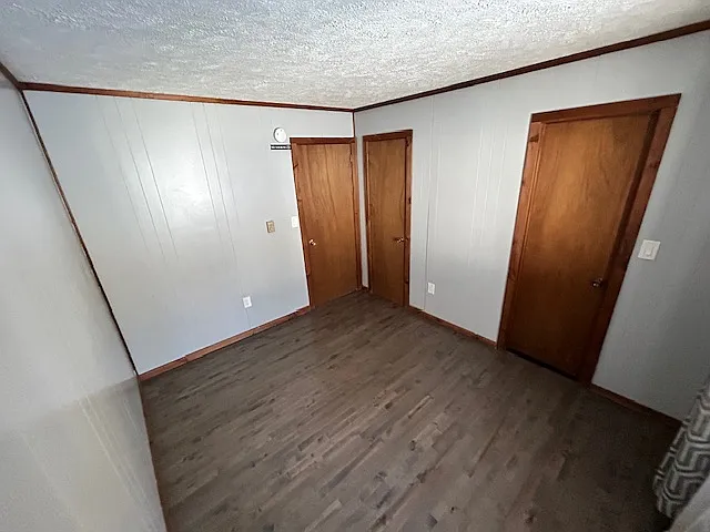 2nd floor bathroom connects with bathroom