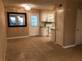 1502 Eagle Lake Rd, Sealy, TX 77474