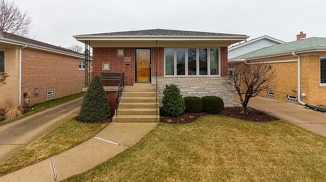 1st image of 10428 S Millard Ave