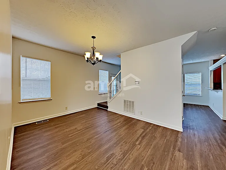 2960 Riverbend Dr — Photo 10