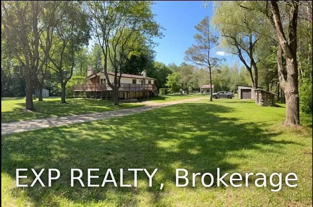 4 bed, $3,400 — Photo 1