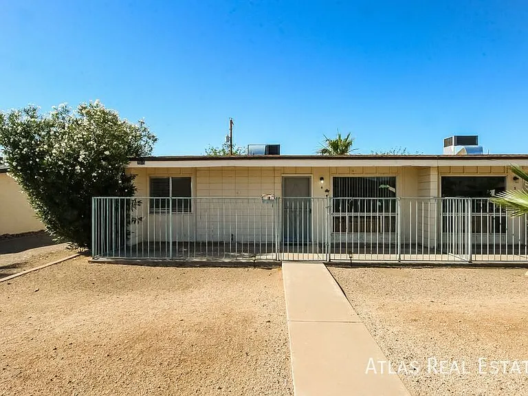 7015 E Wilshire Dr #4 — Photo 2