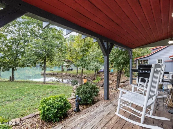 280 Silent Springs Rd, Roach, MO 65787