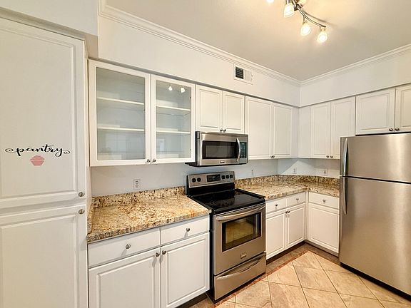 4th image of 1701 E Colter St Unit 337