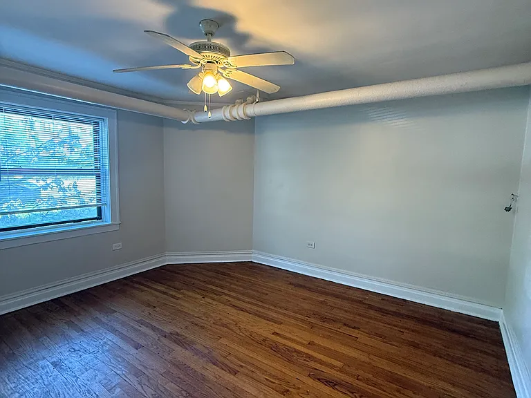 2415 W Sunnyside Ave — Photo 4