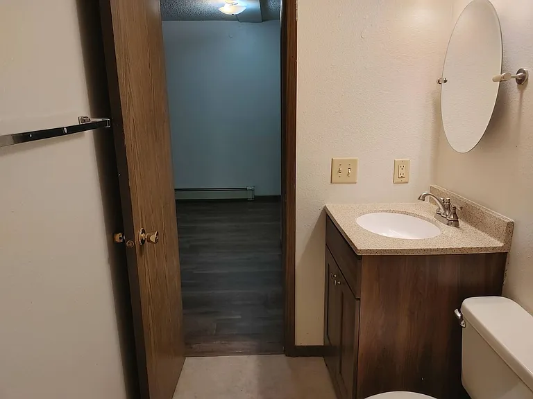 415 S. Van Buren Street — Photo 32