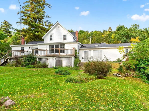 1 Pond St, Rideau Lakes, ON K0G 1X0
