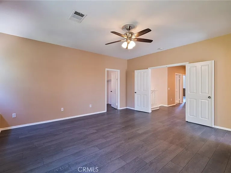 3513 W Hughes Ln — Photo 25
