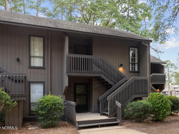 5 Pine Tree Road # 211, Pinehurst, NC 28374