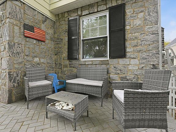 4th image of 79 Raff Avenue