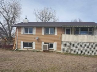 1249 Lakeview Ln, Casper, WY 82604