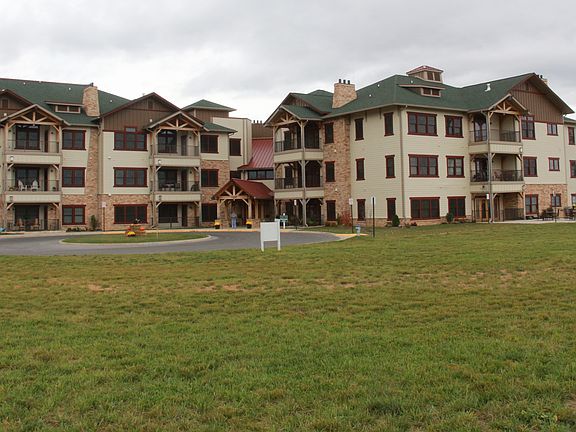 5th image of 5482 The Peaks Dr