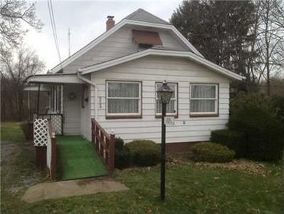 3308 Ellwood Rd, New Castle, PA, 16101