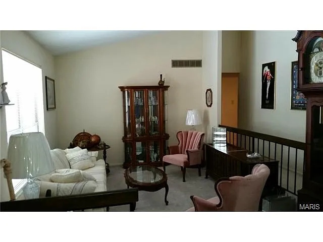 12120 Foxpoint Dr photo 1