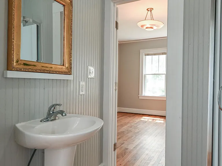 1095 Oconee St — Photo 28