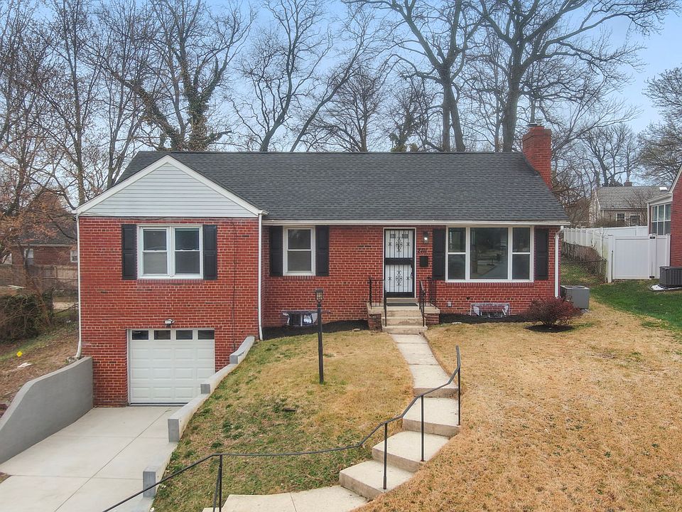 1st image of 2711 Fairlawn St