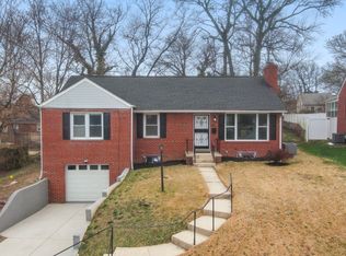 2711 Fairlawn St, Temple Hills, MD 20748
