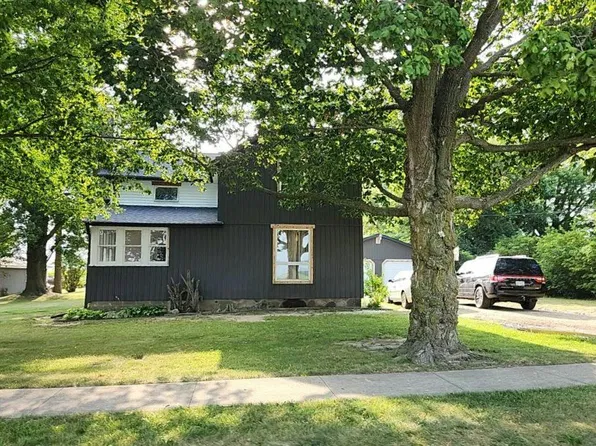215 S Main St, Woodland, MI 48897