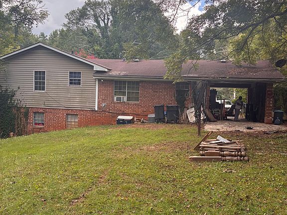 2nd image of 1207 Bell Ave