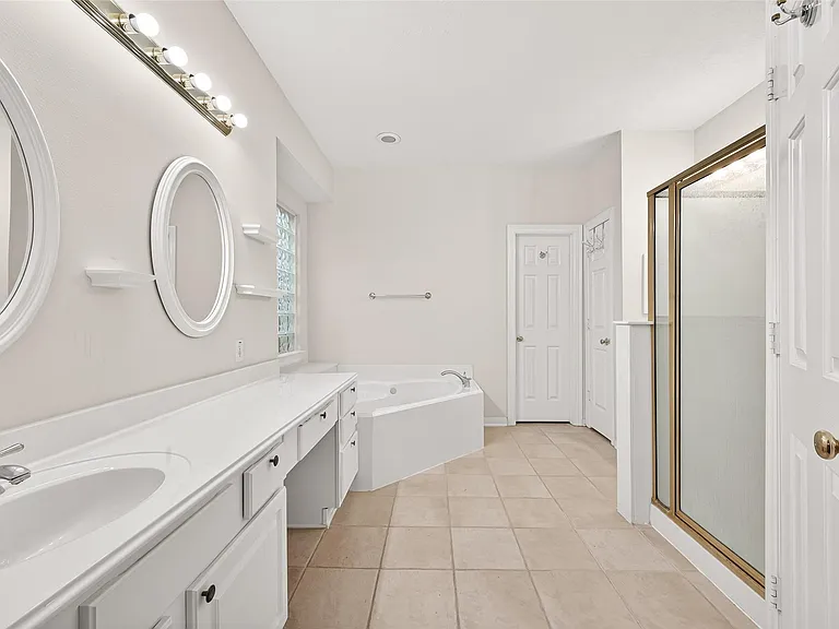 23734 Indian Hills Way — Photo 39