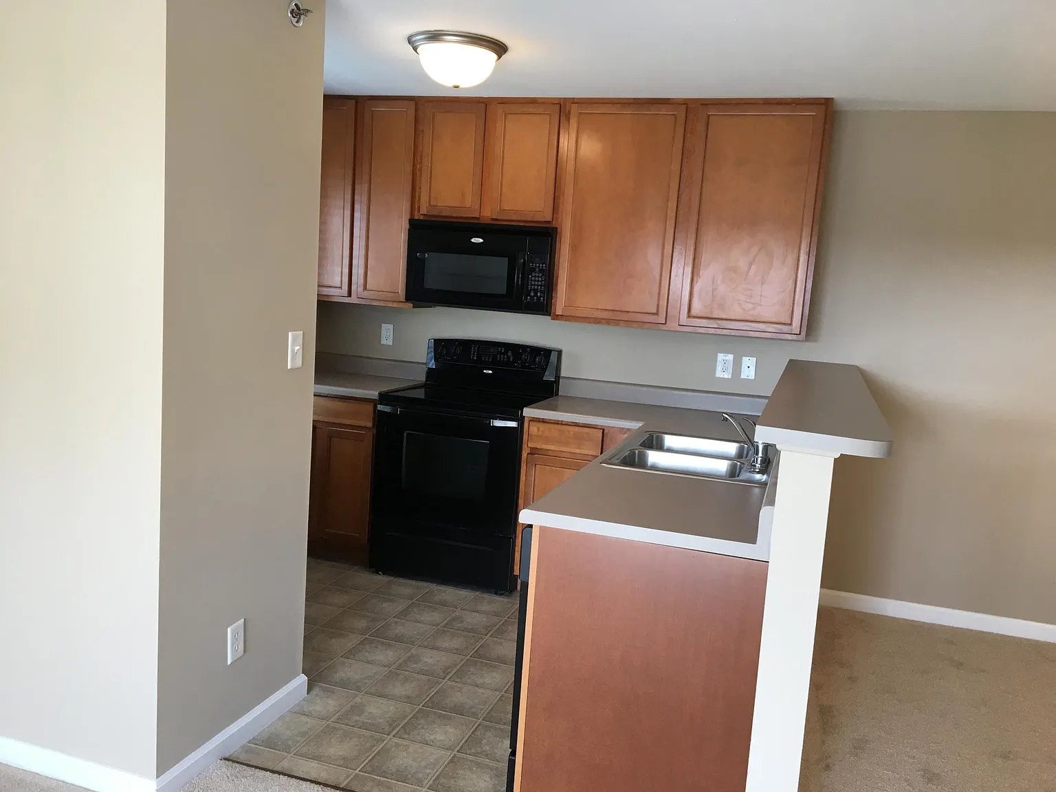 7202 Spring Creek Ln photo 1