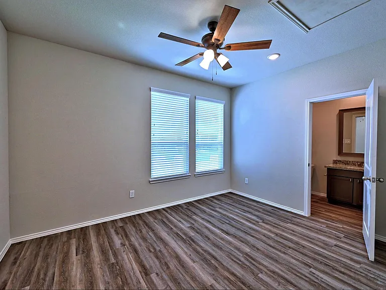 11475 Underwood St — Photo 15