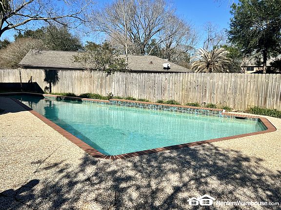 3rd image of 16346 Havenpark Dr