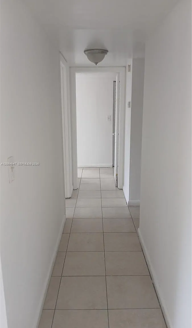 2 bed, 2.0 bath, 1100 sqft, $1,800 — Photo 3