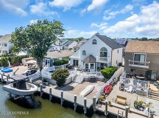17 W Coral Dr, Brick, NJ 08723