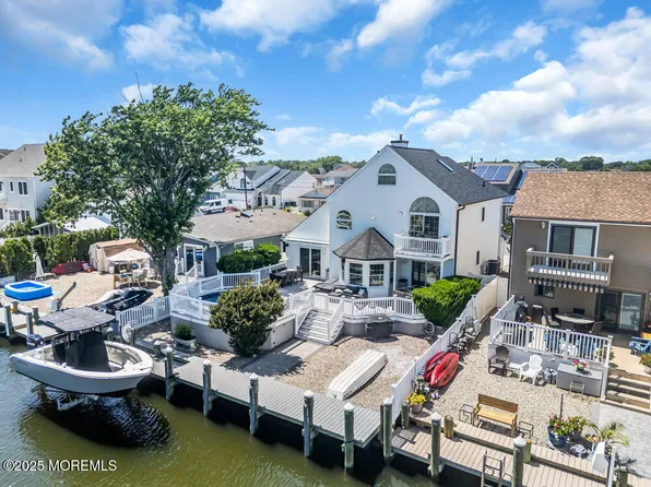 17 W Coral Drive, Brick, NJ 08723