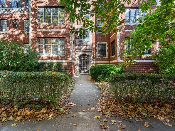 808 W Park Ave APT 8, Champaign, IL 61820