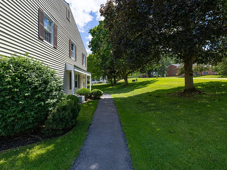 3 Eagle Ln — Photo 17