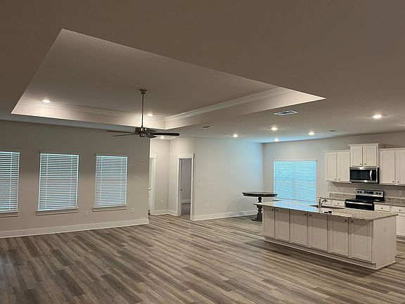 2nd image of 6285 Forest Bay Ave