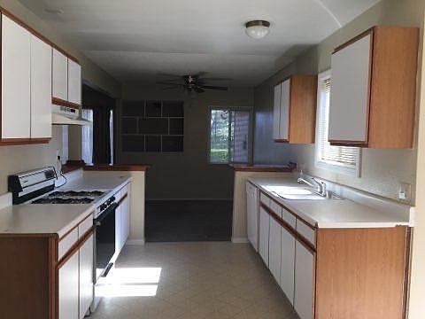 4th image of 127 W Mauna Loa Ave