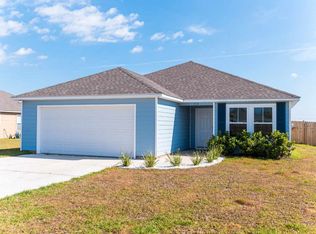 114 Plantation Cir, Summerdale, AL 36580