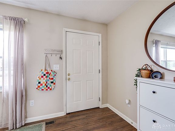 5th image of 1139 Chalet Dr