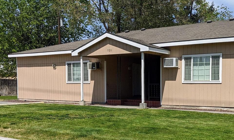 1st image of 920 W Entiat Ave APT C