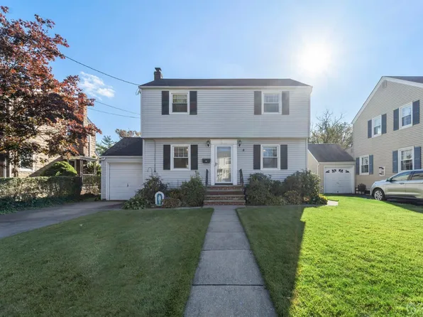 229 Martool Dr, Woodbridge, NJ 07095