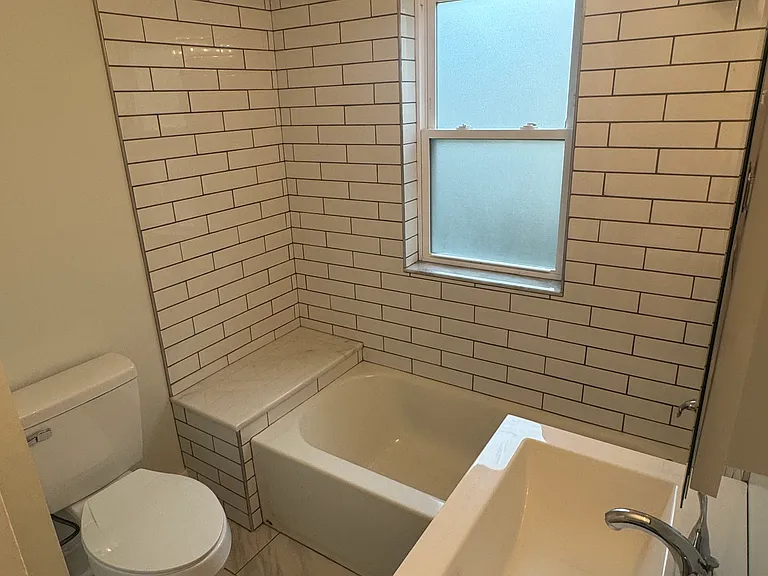 1333 Castlewood Ave #2 — Photo 17