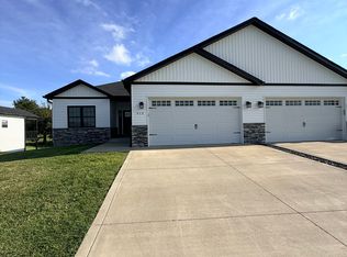 912 Otter Creek Rd #912, Vine Grove, KY 40175