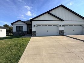 912 Otter Creek Rd, Vine Grove, KY