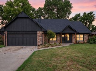 1924 W Nashville St, Broken Arrow, OK 74012