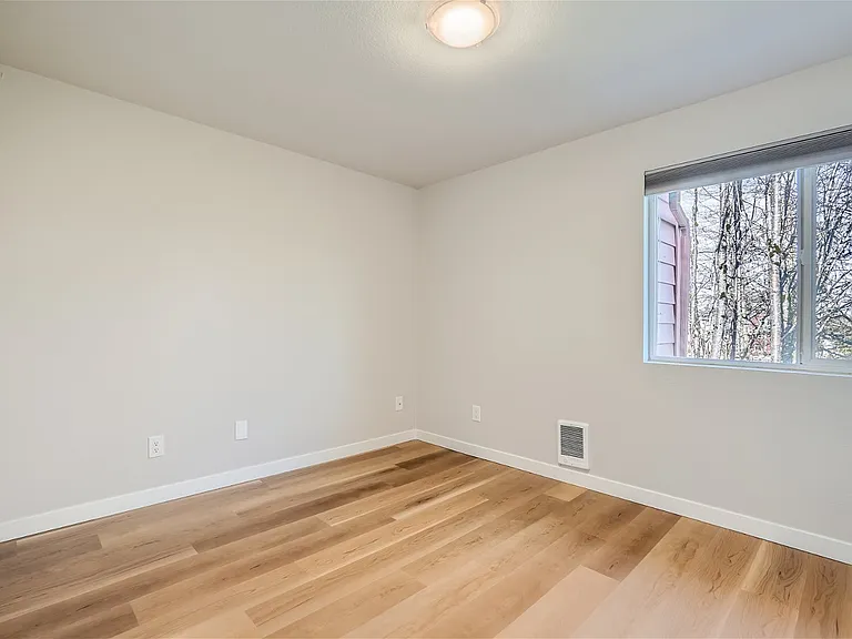 Mt. Si Court — Photo 23